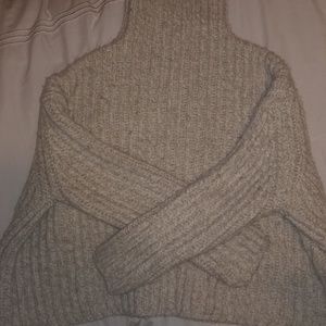 Women's sweater
